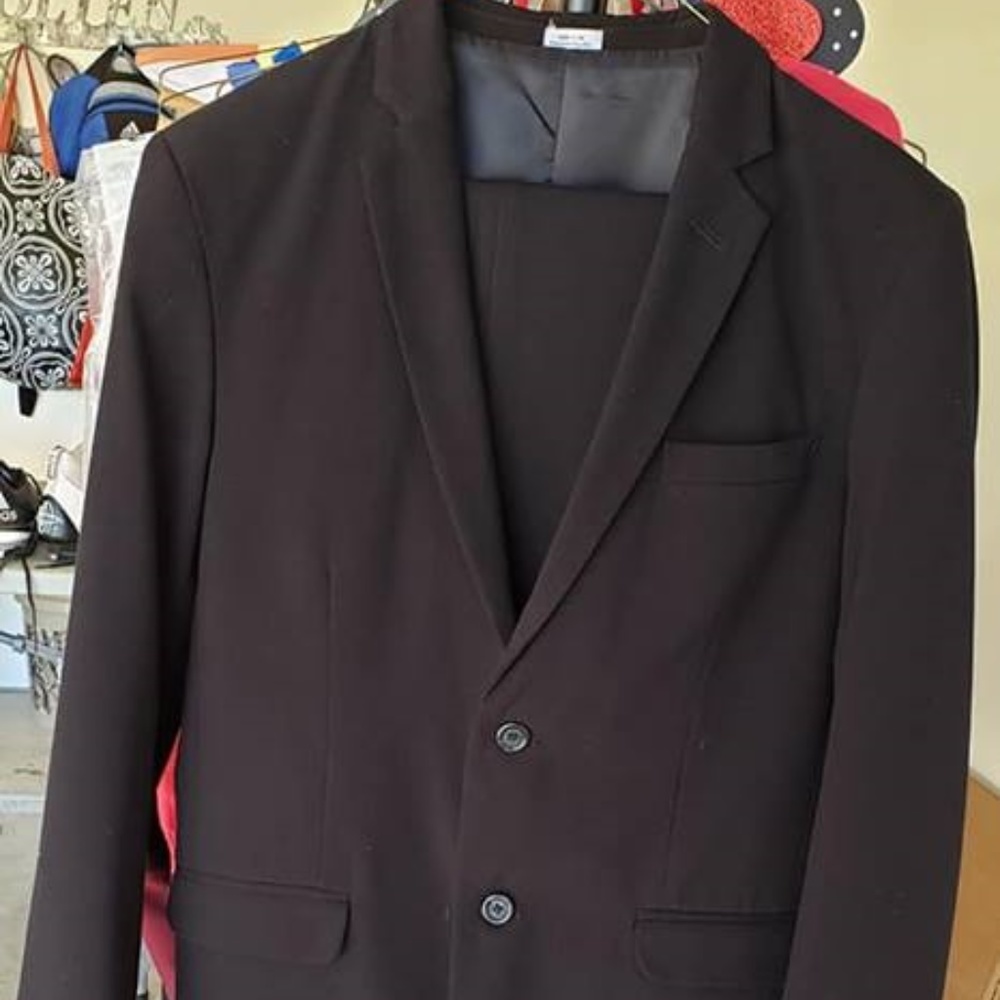 Boys Size 18 Black Calvin Klein Suit